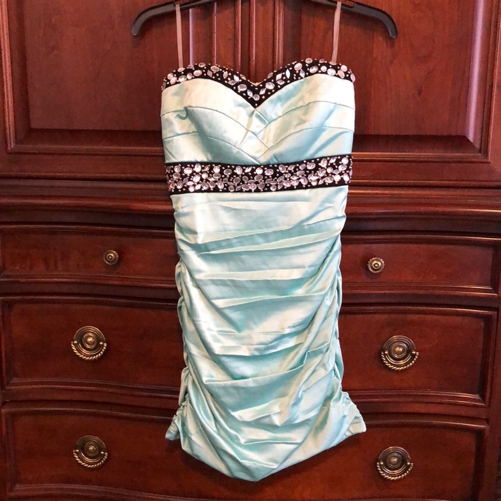 Strapless ruched mini dress